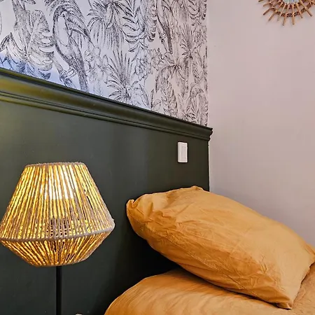 Le De Soso Centre * Le Fuilet